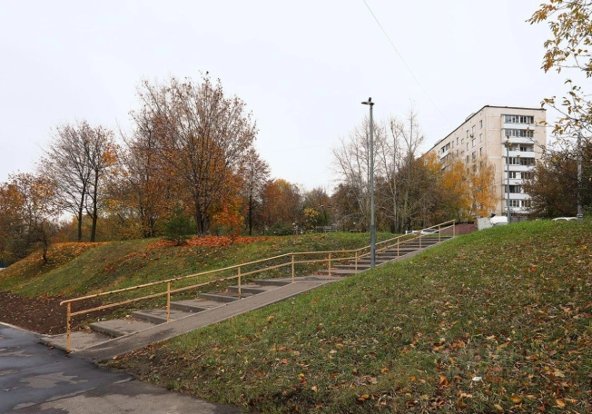 Купить двухкомнатную квартиру у метро Чкаловская в Москве. Вариант № 10775968, 11, площадь - квм, цена 13250000 рублей