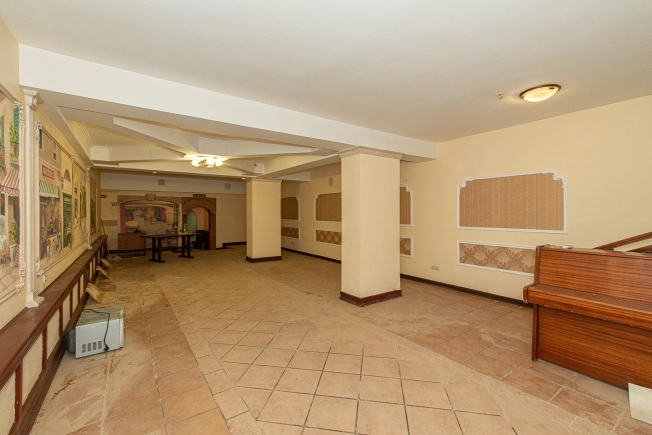 Купить торговые помещения в Владимире. Вариант № 2203, 11, площадь -  квм, цена 63000000 рублей