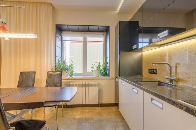 Купить двухкомнатную квартиру в Микрорайоне Водники в Вологде. Вариант № 17576, 12, площадь -  квм, цена 21600000 рублей