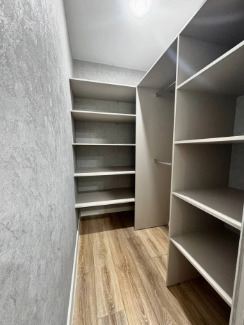 . Вариант № 2352713, 13, площадь - 50 квм, цена 6590000 рублей