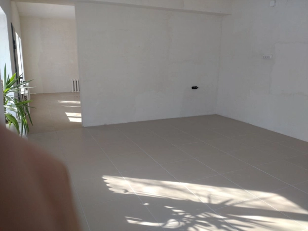 Снять коммерческую недвижимость в Тобольске. Вариант № 34985, 2, площадь -  квм, цена 50000 рублей