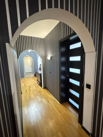 Купить трехкомнатную квартиру в Республике Татарстан (татарстан). Вариант № 4007434, 19, площадь -  квм, цена 7500000 рублей