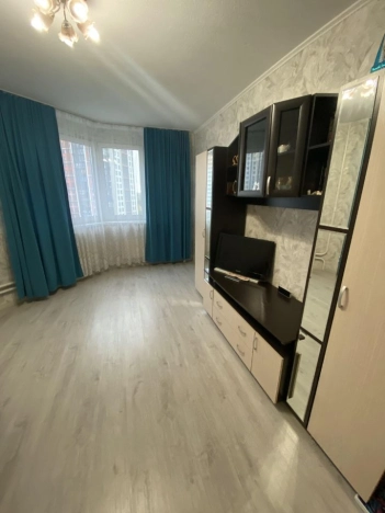 Купить квартиру на вторичке на улице Автомобильный проезд в Москве. Вариант № 10679886, 15, площадь - квм, цена 10900000 рублей