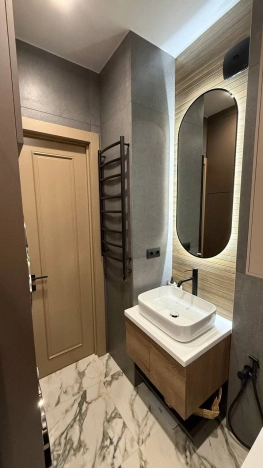 Купить квартиру в Москве. Вариант № 10625358, 16, площадь -  квм, цена 50000000 рублей