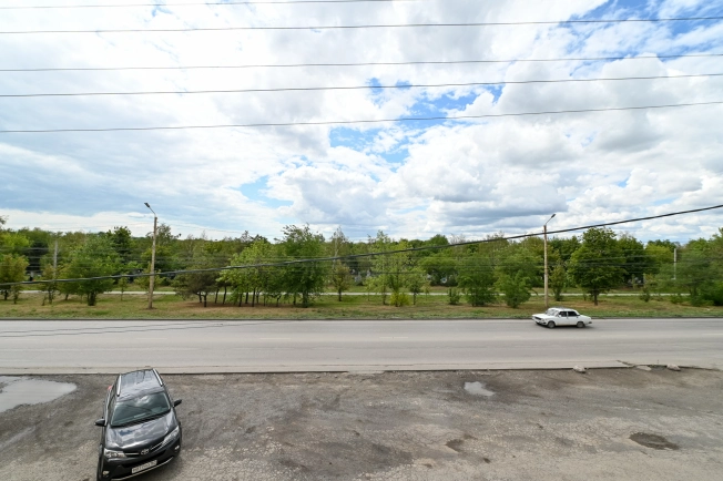 Снять коммерческую недвижимость в Таганроге. Вариант № 59872, 15, площадь -  квм, цена 350000 рублей