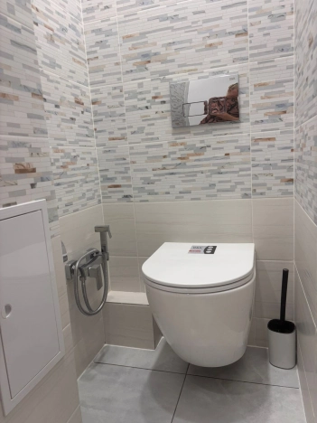 Купить квартиру в районе Калининский в Новосибирске. Вариант № 2892188, 2, площадь -  квм, цена 5900000 рублей