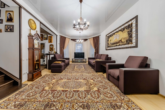 Купить дом на улице Санкт-Петербургское шоссе в Санкт-Петербурге. Вариант № 19970, 16, площадь -  квм, цена 29000000 рублей