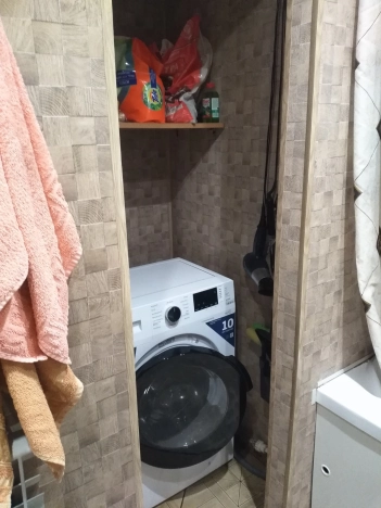 Купить трехкомнатную квартиру на улице Западная в Новосибирской области. Вариант № 3346881, 13, площадь -  квм, цена 3920000 рублей