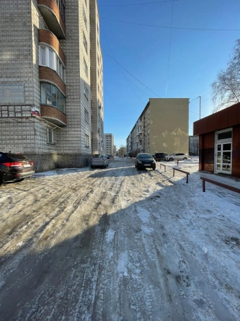 Купить коммерческую недвижимость свободного назначения у метро Площадь Маркса в Новосибирске. Вариант № 9448749, 4, площадь -  квм, цена 13000000 рублей