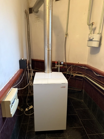 Купить дом в Москве. Вариант № 10632038, 31, площадь - квм, цена 40000000 рублей