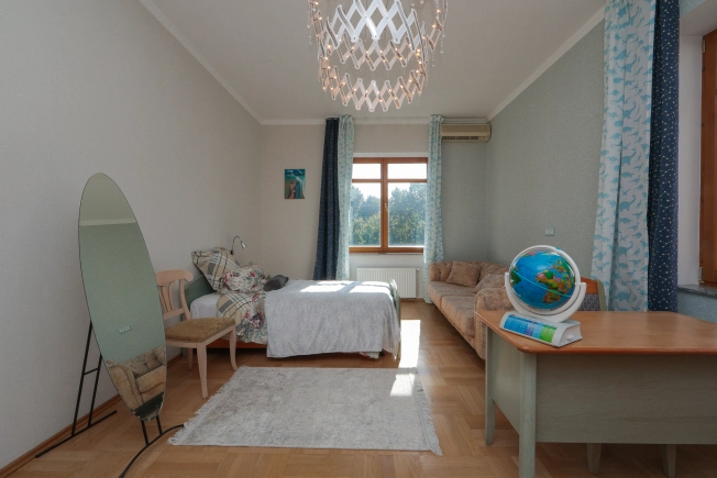 Снять квартиру на улице проспект Мира в Калининграде. Вариант № 5231646, 20, площадь -  квм, цена 140000 рублей