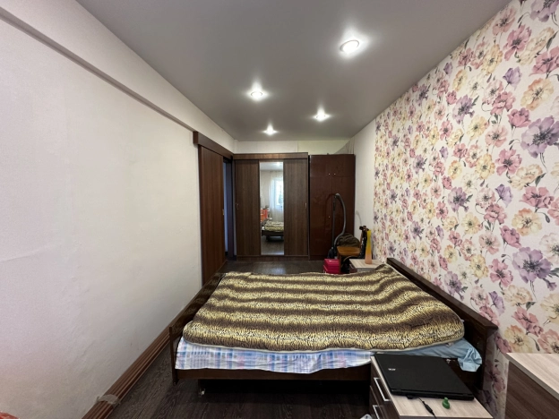 Купить двухкомнатную квартиру в Микрорайоне 15-й, Ангарск в Ангарске. Вариант № 33444, 4, площадь -  квм, цена 3450000 рублей