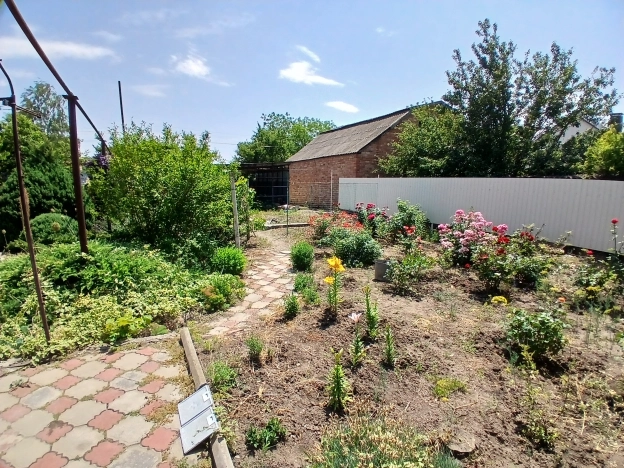 Купить дом на улице Гранатовая в Краснодарском крае. Вариант № 3875432, 7, площадь -  квм, цена 7500000 рублей