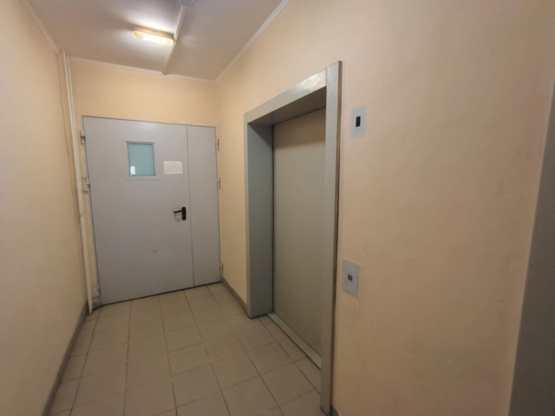 Купить квартиру в Москве. Вариант № 9935960, 12, площадь -  квм, цена 21650000 рублей