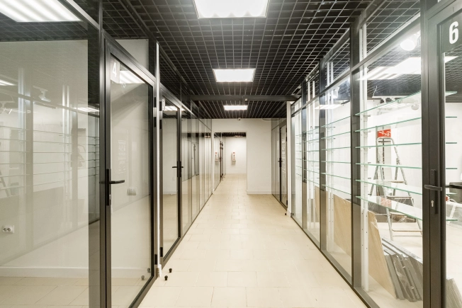 Купить коммерческую недвижимость свободного назначения в Санкт-Петербурге. Вариант № 15965, 9, площадь -  квм, цена 17700000 рублей