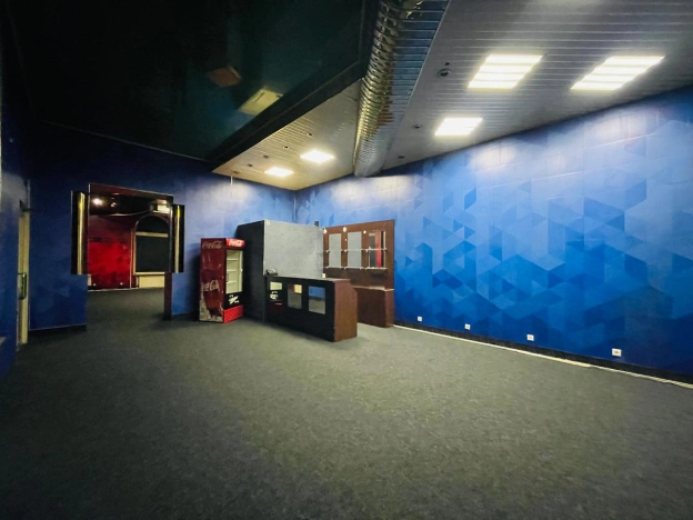 Снять торговые помещения в районе Заельцовский в Новосибирске. Вариант № 1848, 10, площадь -  квм, цена 102000 рублей