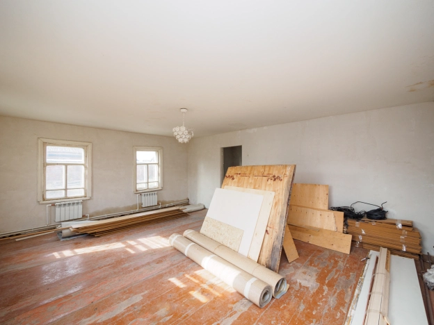 Купить дом в Микрорайоне Порт-Артур в Омске. Вариант № 5330636, 4, площадь -  квм, цена 3000000 рублей