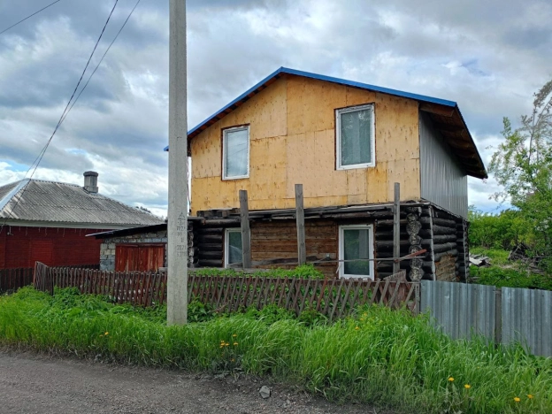 Купить дом в Кемеровской Области — Кузбассе. Вариант № 49590, 2, площадь -  квм, цена 1240000 рублей