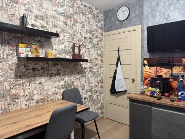 Купить квартиру в Воронеже. Вариант № 10031695, 8, площадь - квм, цена 3700000 рублей