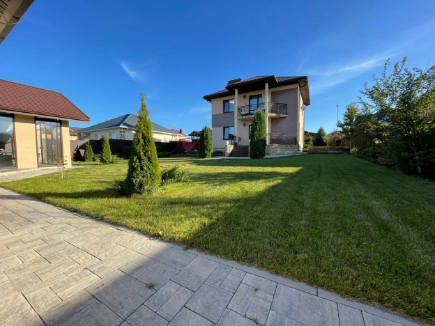 Купить дом в Белгороде. Вариант № 8965, 0, площадь -  квм, цена 15500000 рублей