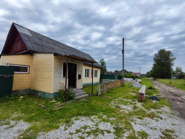 Купить дом в Брянской области. Вариант № 9505, 20, площадь -  квм, цена 2300000 рублей