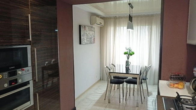 Купить квартиру на улице проспект Славы в Белгороде. Вариант № 56593, 1, площадь -  квм, цена 10550000 рублей