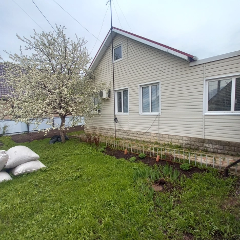 Купить дом в Микрорайоне Прометей, Октябрьский в Октябрьском. Вариант № 4837, 30, площадь -  квм, цена 11000000 рублей