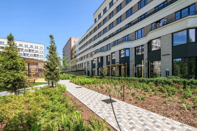 Купить трехкомнатную квартиру в Новосибирске. Вариант № 9492202, 6, площадь -  квм, цена 15000000 рублей