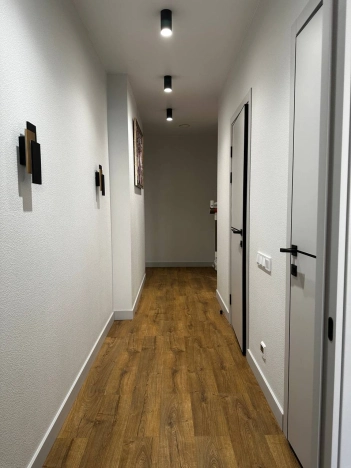 Купить квартиру на улице Расула Гамзатова в Волгограде. Вариант № 11540, 14, площадь -  квм, цена 10000000 рублей