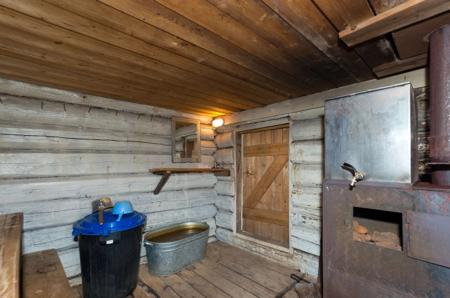 Купить дом в Микрорайоне Восточный, Тобольск в Тобольске. Вариант № 2438, 21, площадь -  квм, цена 3500000 рублей