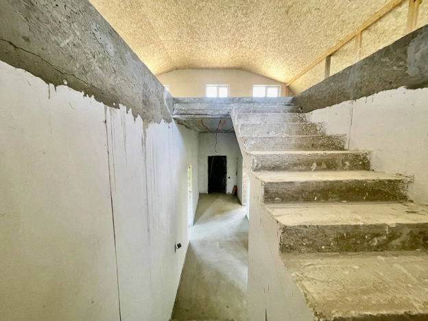 Купить дом в районе Центральный в Новороссийске. Вариант № 7462, 17, площадь -  квм, цена 8400000 рублей