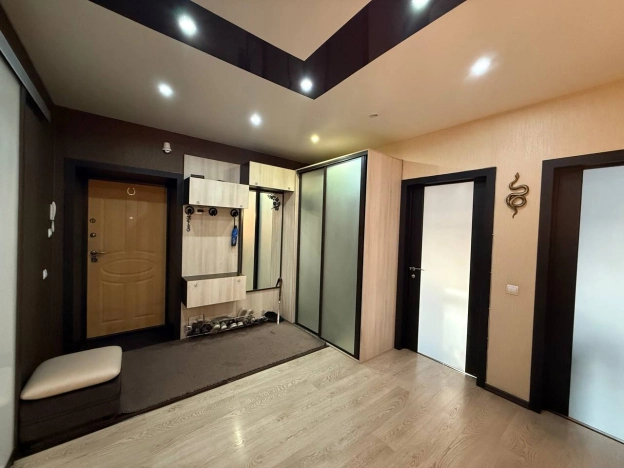 Купить квартиру на улице Красноармейская в Чите. Вариант № 784466, 31, площадь -  квм, цена 11000000 рублей