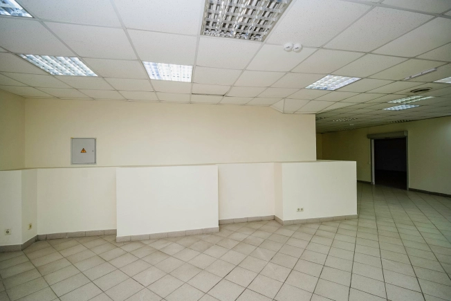 Купить готовый бизнес в Омске. Вариант № 54952, 17, площадь -  квм, цена 160000000 рублей