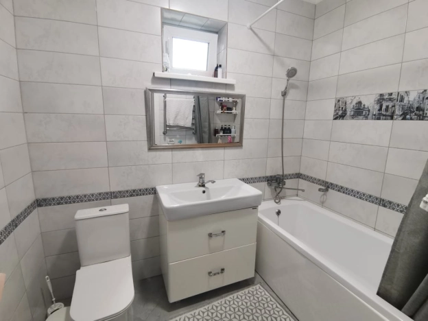 Купить дом в Элисте. Вариант № 40214, 29, площадь -  квм, цена 11000000 рублей