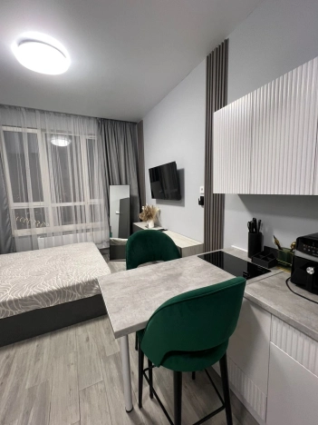 Купить квартиру в Москве. Вариант № 8425498, 4, площадь -  квм, цена 30000000 рублей