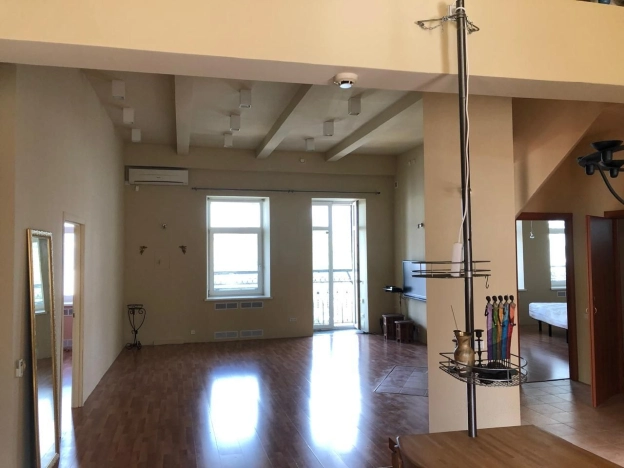 Купить квартиру в Москве. Вариант № 9813279, 5, площадь -  квм, цена 230000000 рублей