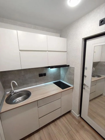 Купить однокомнатную квартиру в районе Октябрьский в Ростове-на-Дону. Вариант № 527795, 1, площадь -  квм, цена 2690000 рублей