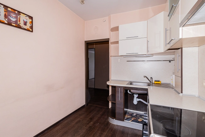 Купить четырехкомнатную квартиру в районе Октябрьский в Новосибирске. Вариант № 14625, 2, площадь -  квм, цена 13000000 рублей