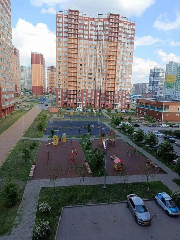 Купить двухкомнатную квартиру в Ростовской области. Вариант № 10001339, 4, площадь -  квм, цена 7499999 рублей