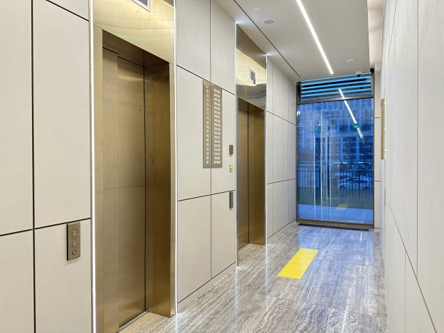 Купить квартиру в Москве. Вариант № 8491435, 11, площадь -  квм, цена 37800000 рублей