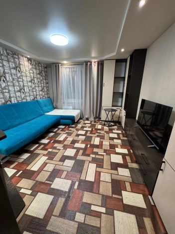 Купить трехкомнатную квартиру в Сыктывкаре. Вариант № 22081, 18, площадь -  квм, цена 9400000 рублей