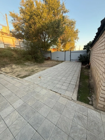 Купить дом на улице 31-й проезд в Элисте. Вариант № 5550818, 3, площадь -  квм, цена 4400000 рублей