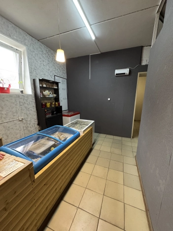 Купить коммерческую недвижимость свободного назначения в Таганроге. Вариант № 46190, 1, площадь -  квм, цена 2500000 рублей