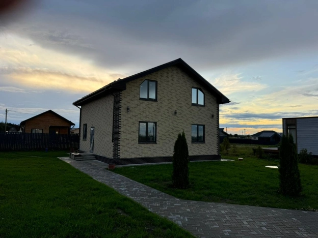 Купить дом в Санкт-Петербурге. Вариант № 9075014, 35, площадь -  квм, цена 15900000 рублей