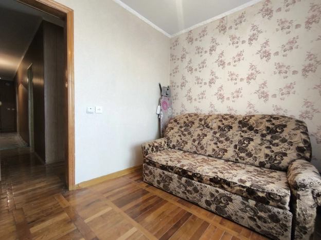 . Вариант № 3712954, 24, площадь - 70.4 квм, цена 6300000 рублей