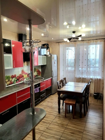 Купить трехкомнатную квартиру на улице Университетский проспект в Волгограде. Вариант № 8151878, 0, площадь -  квм, цена 11650000 рублей