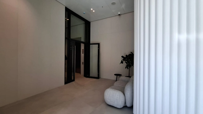 Купить однокомнатную квартиру на улице Крузенштерна в Москве. Вариант № 12817, 34, площадь -  квм, цена 24500000 рублей