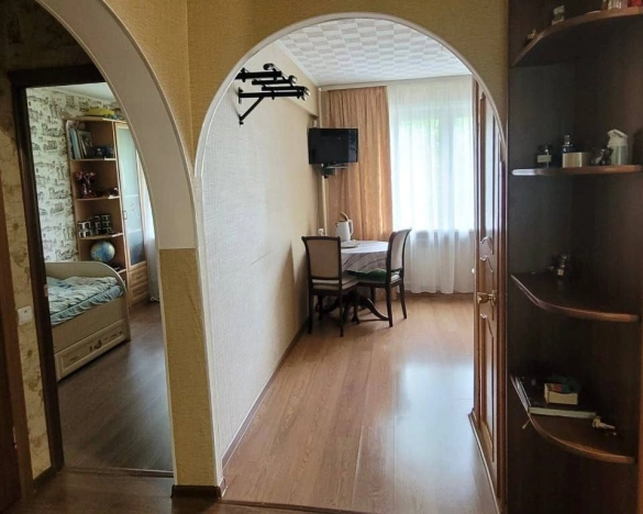 Купить трехкомнатную квартиру в Микрорайоне 29-й, Ангарск в Ангарске. Вариант № 3399270, 2, площадь -  квм, цена 6300000 рублей