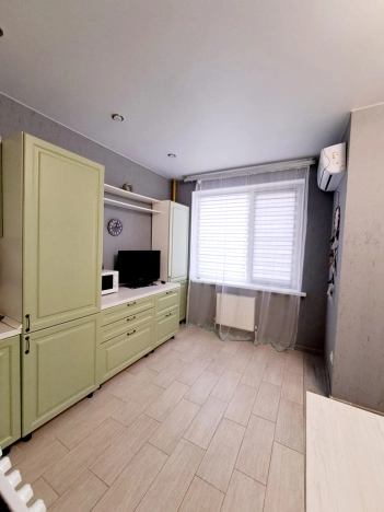 Купить однокомнатную квартиру на улице Войсковая в Краснодаре. Вариант № 58275, 4, площадь -  квм, цена 3150000 рублей