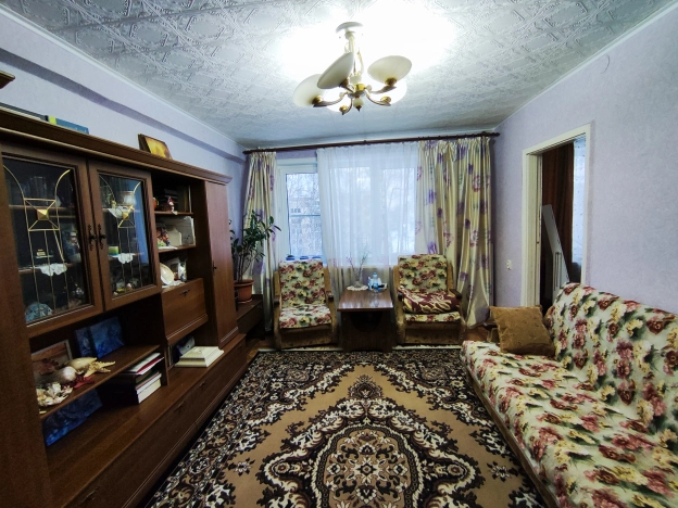 Купить четырехкомнатную квартиру в Владимирской области. Вариант № 1173, 7, площадь -  квм, цена 3950000 рублей